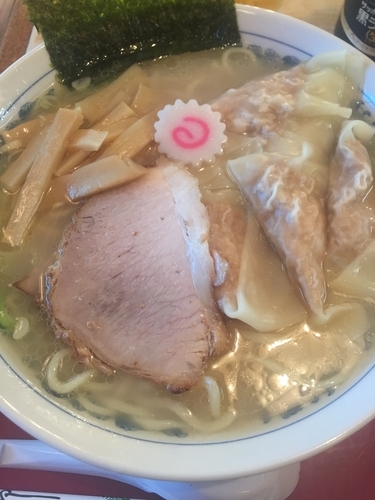 「塩ワンタン麺」@十二社 大勝軒の写真