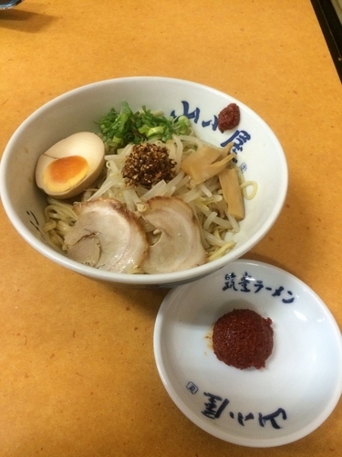「香味醤油・汁なしラーメン +辛味(3辛)」@筑豊ラーメン 山小屋 メルクス新習志野店の写真
