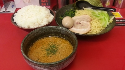 「（限定）スパイシーカレーつけ麺大盛+ライス大盛」@横浜家系ラーメン 昭島大和家の写真
