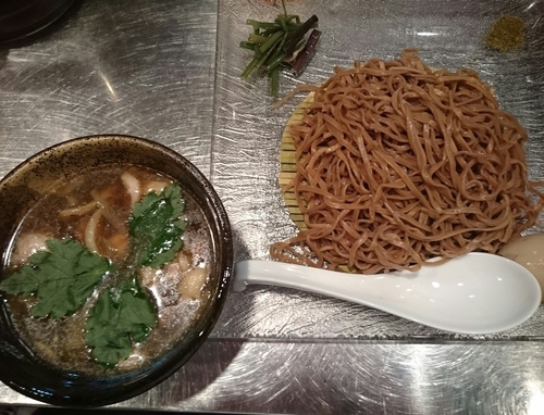 「鴨つけそば＋味玉」@日の丸さんじの写真