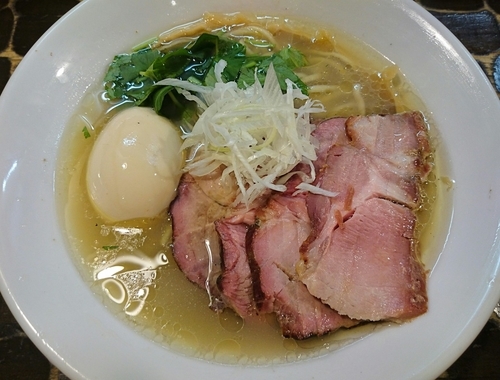 「【限定】特製蛤蕎麦（醤油）＋窯焼き焼豚」@特級鶏蕎麦 龍介の写真