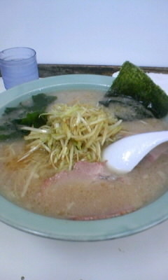 「ねぎラーメン並720円」@◯つばき食堂の写真