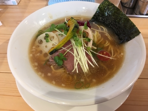 「煮干中華SOBA醤油（並）」@銀座 篝 アトレ浦和店の写真