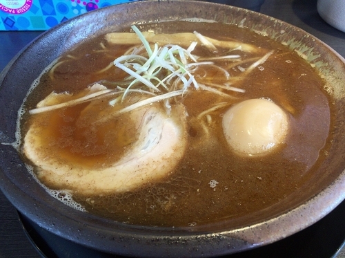 「味玉入り中華そば（８００円）」@麺屋 遊助 春日部武里店の写真