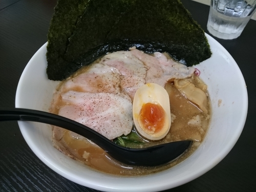 「全部のせ特製煮干らーめん850円→680円(クーポン)」@芳醇煮干 麺屋 樹の写真