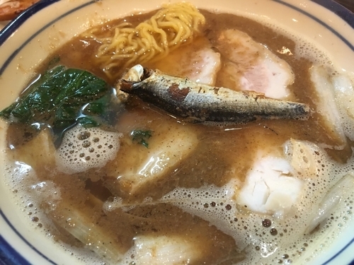 「かけラーメン800円」@烈志笑魚油 麺香房 三くの写真