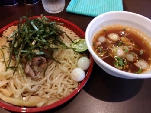 「【限定】ピリ辛牛ざる中華850円」@おおぜき中華そば店の写真