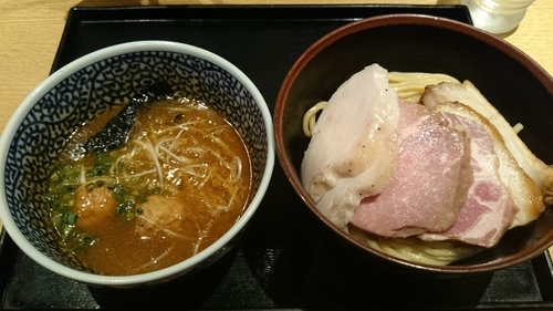 「チャーシュー濃厚魚介つけ麺」@麺屋 一燈の写真
