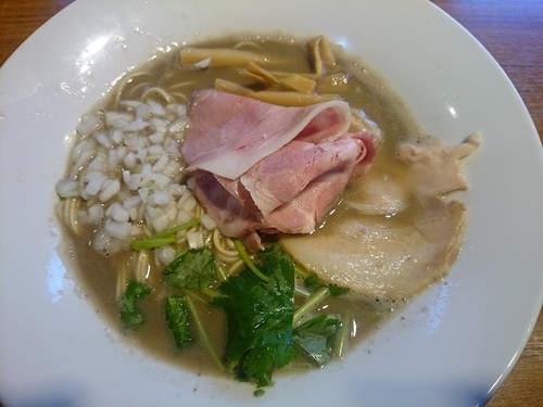 「特濃イカ煮干そば ￥800」@寿製麺よしかわ 川越店の写真