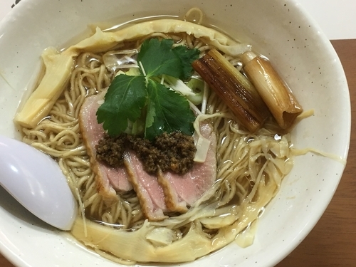 「【2周年記念】黒トリュフ香る鴨ラーメン」@らーめん 波の花の写真