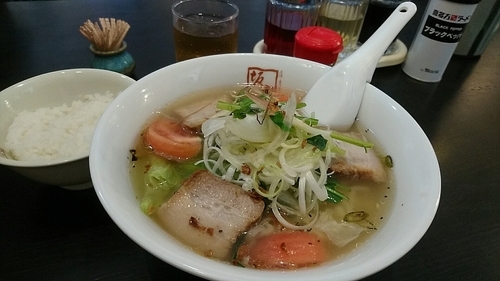 「青唐うま塩ラーメン 夏 無料半ライス」@喜多方ラーメン 坂内 金沢文庫店の写真