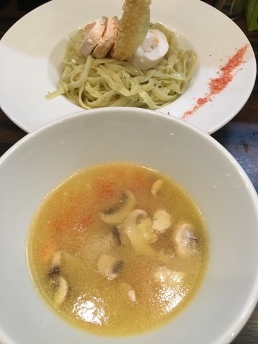 「7・8月限定 つけ麺デュクレレ風 900円」@稲荷屋の写真