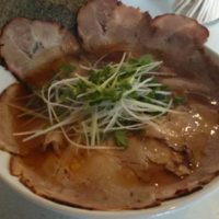 手打ち中華そば大盛り+炭火焼チャーシュー1040円