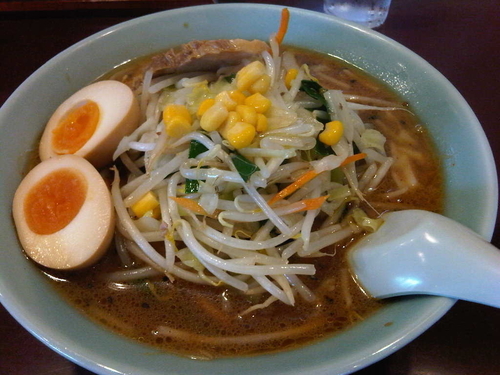 「味噌ラーメン(730円)」@満北亭 砂川九番店の写真