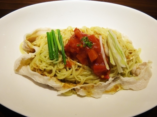 「アールグレー薫る瀬戸もち豚冷やしそば　　900円」@志奈そば 田なか Secondの写真