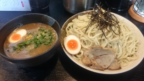 「つけ麺(こってり)(750円)、特盛(150円)」@麺屋 青山 本店の写真