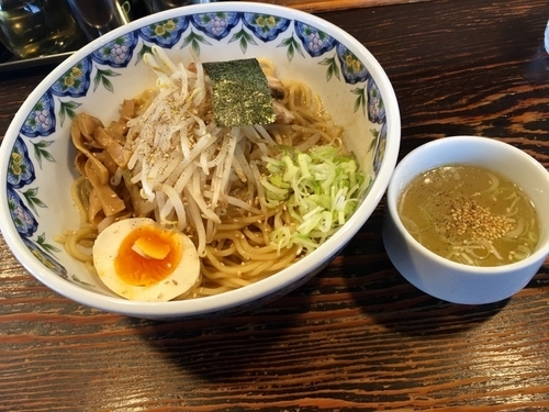 「油麺 大 (スープ付き)  ¥750」@油麺専門店 江川亭 三鷹大沢店の写真
