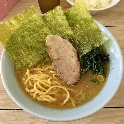 「ラーメン　￥６２０」@らすた 代々木支店の写真