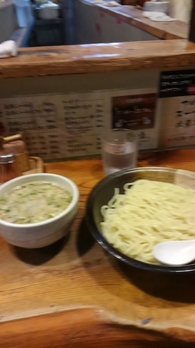 「つけめん　中盛り　￥800」@鶏の穴の写真