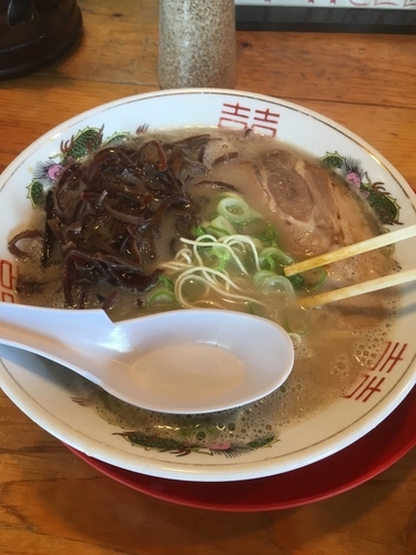 「博多豚骨ラーメン」@がんばる軒の写真