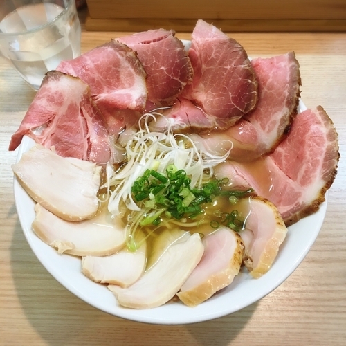 「煮干しの塩鶏そば」@麺処 鶏谷の写真