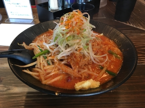 「辛味噌ラーメン 大盛り 生姜 サービス ¥750、¥50」@大塚屋の写真