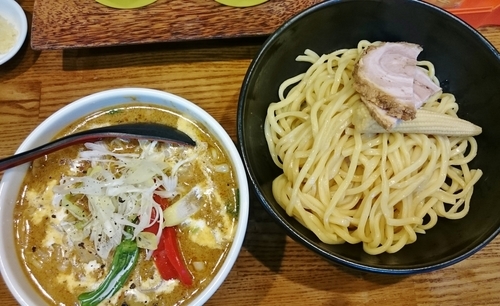 「味噌グリーンカレーつけ麺 1000円」@麺処 花田 上野店の写真