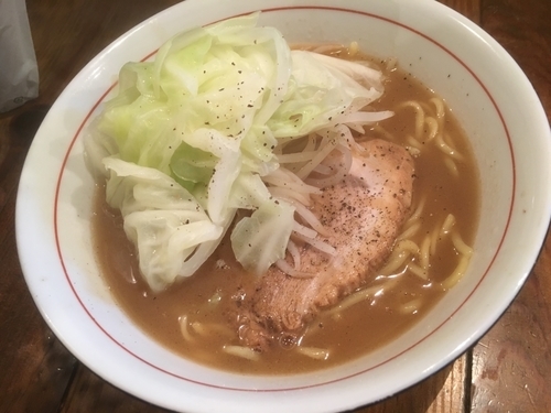「醤油らぁ麺730円」@井之上屋の写真