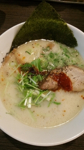 「香味徳白」@牛骨ラーメン 香味徳の写真