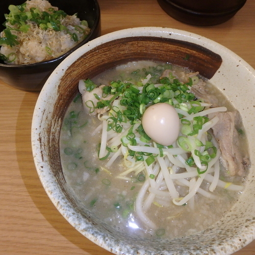 「鯛塩(780円)、替玉(150円)、音戸ちりめんごはん」@らーめん まつ★うらの写真