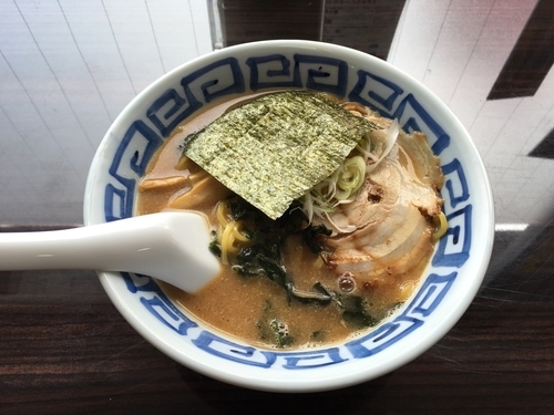 「醤油ラーメン  700円」@麺処 龍源 武蔵村山店の写真