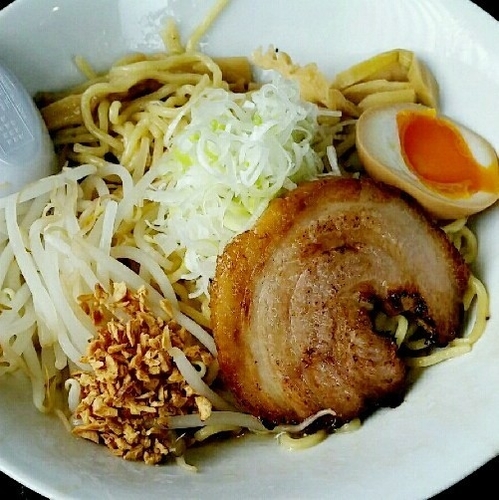 「油そば ７００円」@麺や 千成の写真