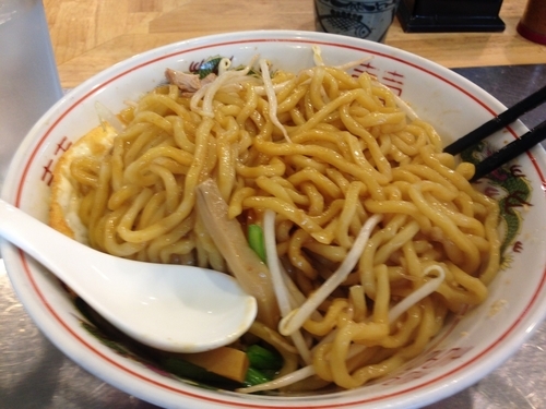 「汁なし中盛り　￥９００」@つけ麺・汁なし専門店 R 中村店の写真