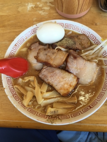 「とん塩チャーシュー➕半ライス➕麺固め」@大ちゃんらーめんの写真