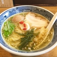 煮玉子入り塩ラーメン 【感謝セールで390円】