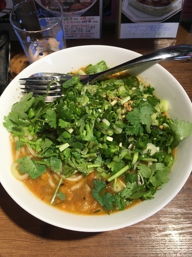 「パクチー餡かけ」@まぜそば 三ツ星の写真