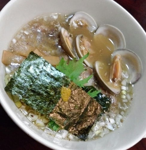 「濃厚貝出し塩ラーメン（ホンビノス貝使用）」@居酒屋けんちゃんの写真