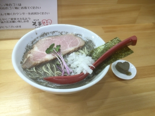 「煮干しラーメン セメント一番搾り」@めんや天夢の写真