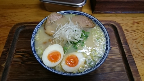 「軍鶏白湯塩ラーメン」@軍鶏ラーメン美幸の写真