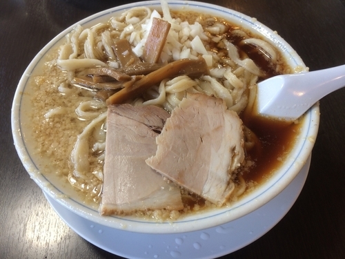 「大ラーメン」@杭州飯店の写真