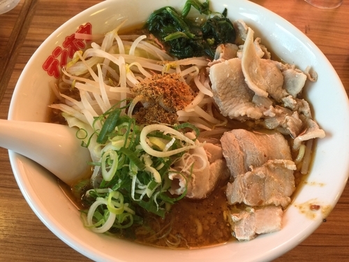 「魚介メガトンこつ醤油ラーメン」@テンホウ 梓川店の写真