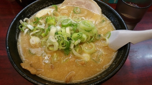 「みそ味玉子らーめん(薬味多め)(880円)」@こってりらーめん なりたけ TOKYOの写真