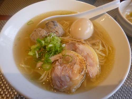 「【1周年限定】比内地鶏の中華蕎麦（塩）」@生粋 花のれんの写真