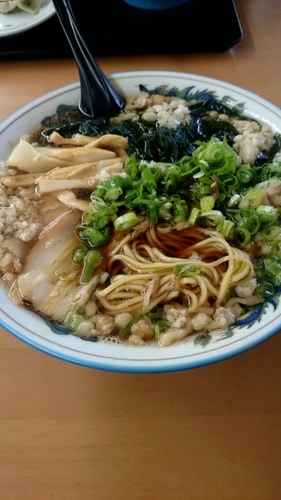 「ラーメンワカメ入り　大盛り　７５０円」@味よしの写真