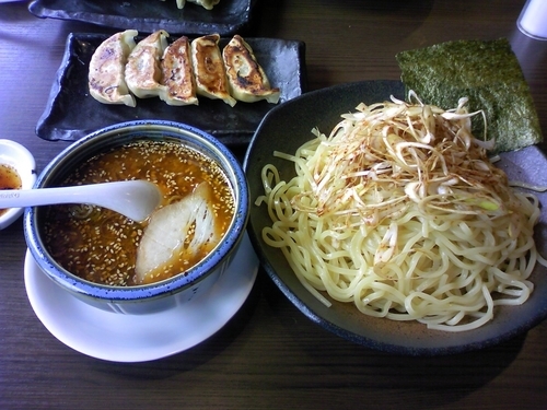 「黒辛ねぎ特製濃厚つけめん　+大盛　+餃子（クーポン）」@旭川味噌ラーメン ばんから 武石IC店の写真