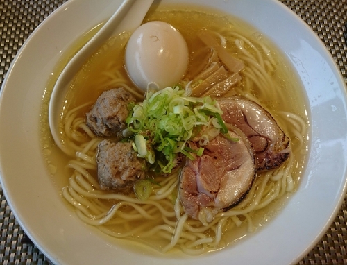 「【一周年記念】比内地鶏の中華蕎麦（塩）」@生粋 花のれんの写真