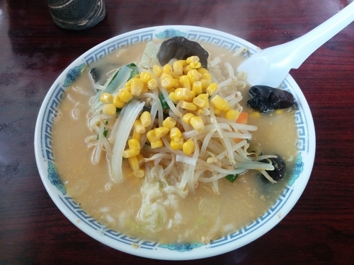 「みそらーめん　大盛　800円」@まーちゃんラーメンやの写真