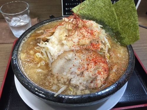 「とみぃず二郎ギガ盛り」@麺家 とみぃずの写真