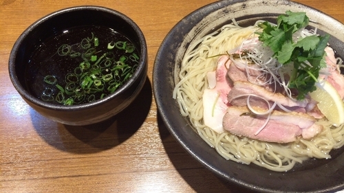 「鴨つけそば」@寿製麺よしかわ 川越店の写真