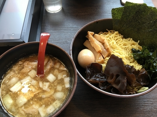 「特製つけ麺 1000円」@イレブンフーズ 源流 南品川店の写真